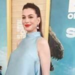 1786439678 anne hathaway
