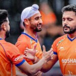 1786994518 team india