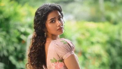 anupama parameswaran