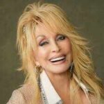 behind the rhinestones dolly parton reportedly endured a heartbreaking final battle in private