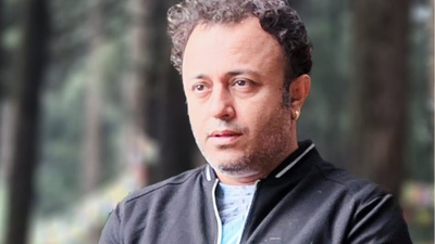 bengali actor jaayjeet banerjee escapes serious injury after speeding lorry hits his car says i could have been seriously injured
