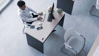 employee says late shift is better sparks debate online