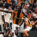 hull city stun man united