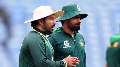 sarfaraz ahmed and babar azam