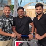 sarfaraz khan with father naushad khan and brother musheer khan