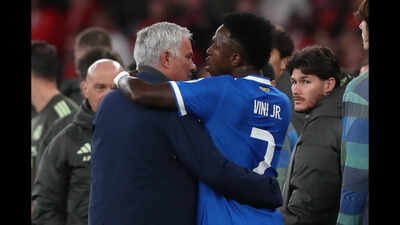 vinicius junior with jos mourinho