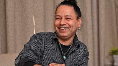 kailash kher on samay raina sharon verma controversy says people should know how to laugh and make others laugh