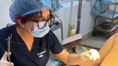 kolkata doctor intern shares stitcing photos