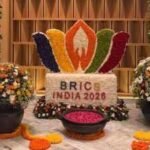 lobby decor at itc maurya