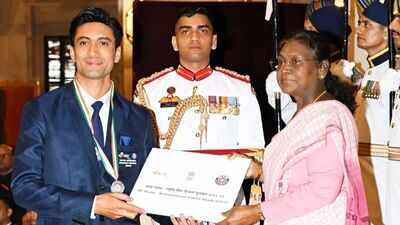 meet mohd firdoos the nss volunteer honoured by president droupadi murmu for his social work
