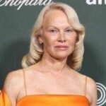 pamela anderson recalls being told she had 10 years to live after her hepatitis c diagnosis