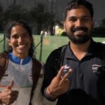 vithya ramraj with her coach nehpal singh