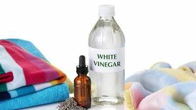 white vinegar for laundry