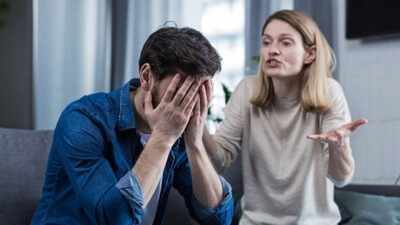 why some couples feel lonely