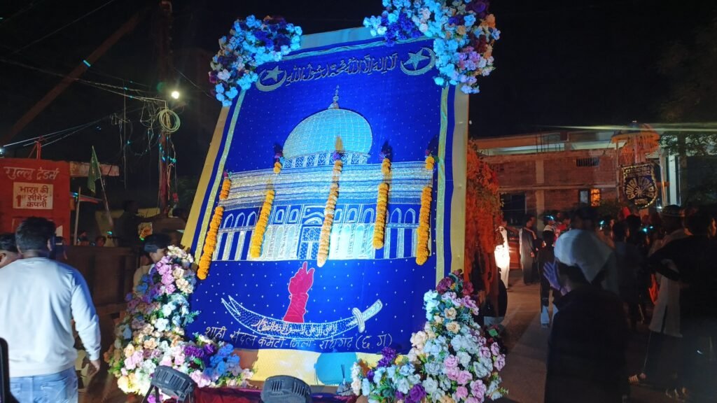रायगढ़ से शाही संदल व चादर लूथरा शरीफ के लिए रवाना। 1 1000002902