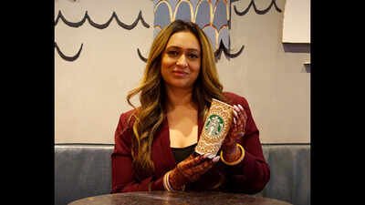 manii basran mehendi artist whose art has landed on starbucks cup