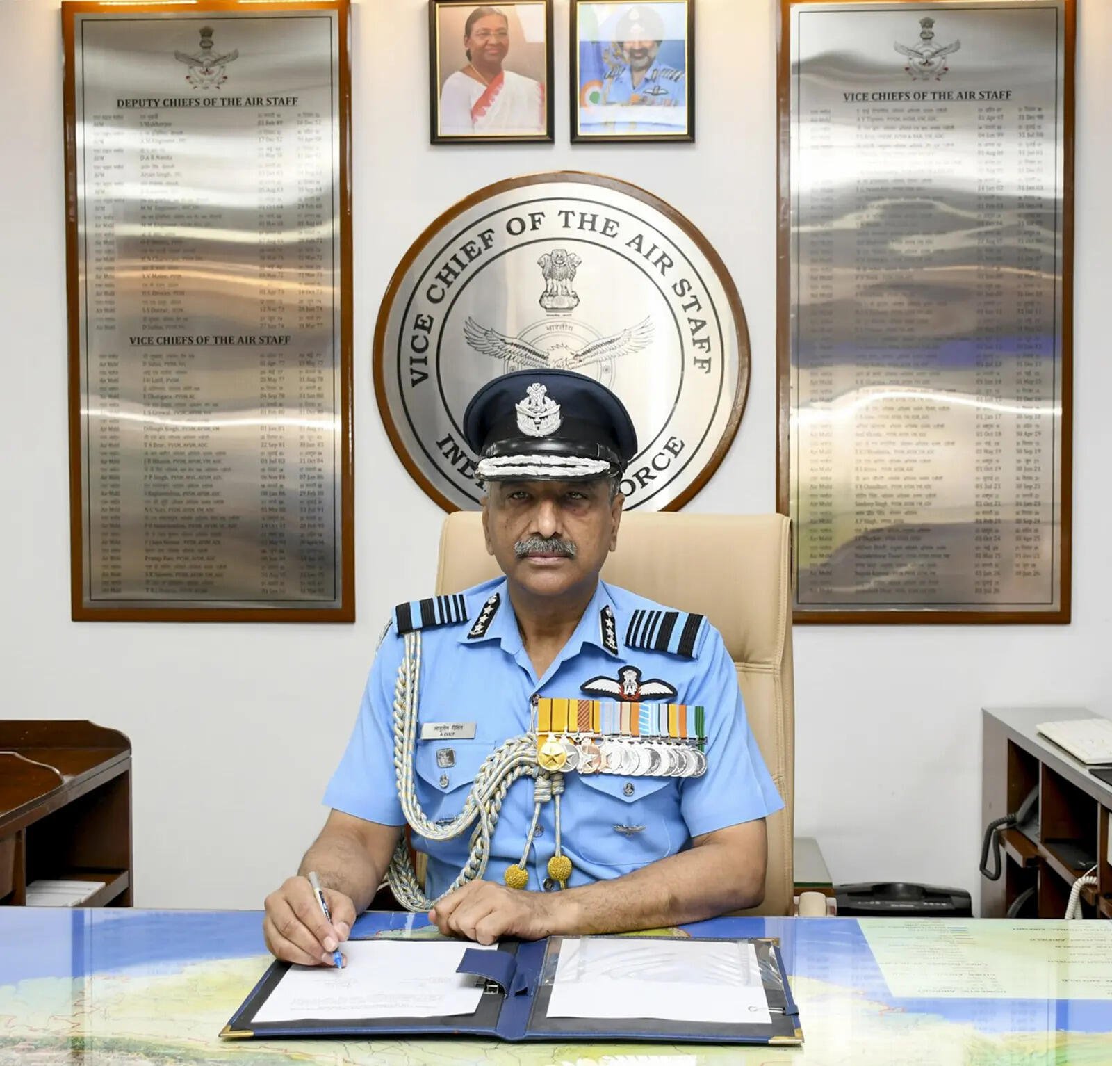 meet air marshal ashutosh dixit who has been appointed chief of the air staff set to take charge from october 31