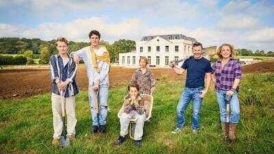 sarah beeny wins eight year farmhouse planning battle the somerset property was bought for 3 million in 2018