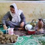 simran irshad has developed grass mch using weeds removed from dal lake photo courtesy kashmir life