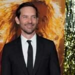 tobey maguire divorce